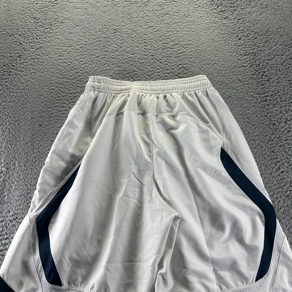 Vintage Adidas Shorts Men L White Athletic Basketball Running Performance Sports